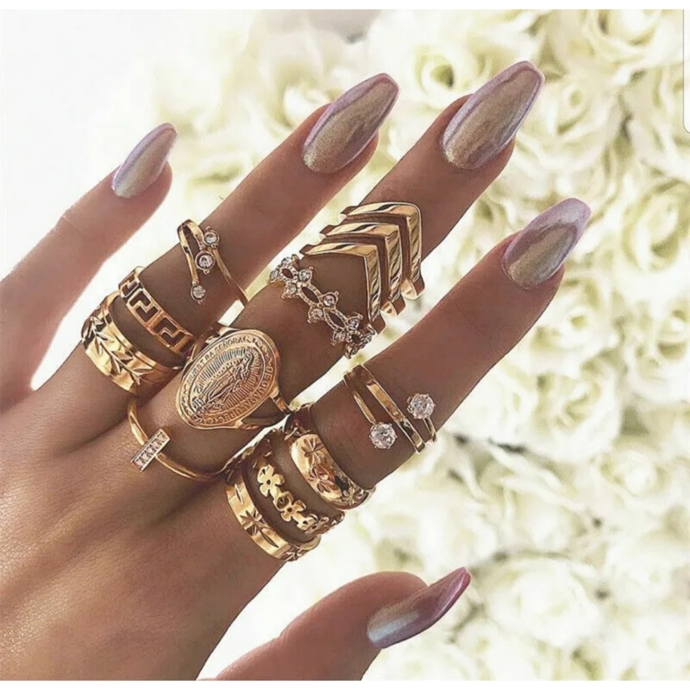 Chic boho 13 piece antique gold chevron cubic zirconia stackable ring set - Picture 1 of 3